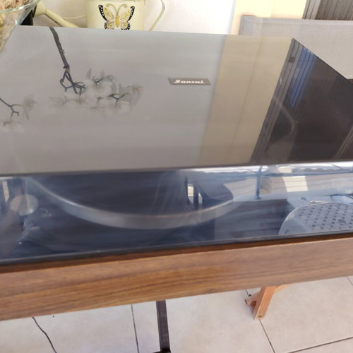 Sansui SR-212 turntable used with Shure cartridge and needle