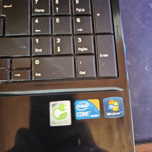 Fujitsu Lifebook AH530 laptop used without charger