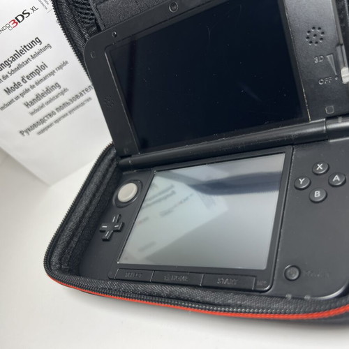 Nintendo 3DS XL употребяван с аксесоари, напълно функционален