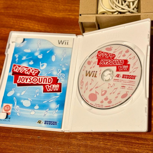 Wii Karaoke JOYSOUND with USB Microphone boxed complete, like new