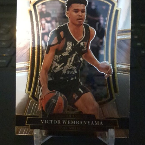 Panini Select EuroLeague 2025-26 Victor Wembanyama Premier Level Base card like new