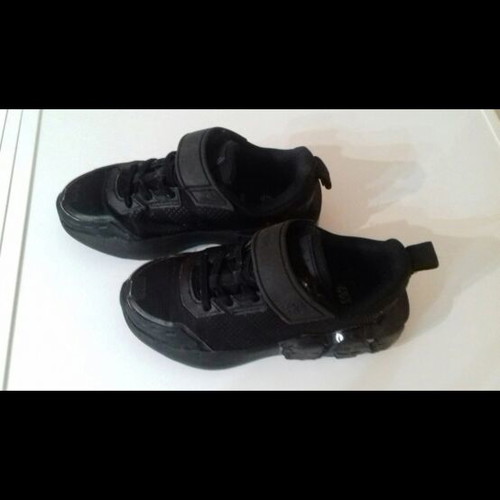 Adidas Star Wars sneakers used, size 33, black