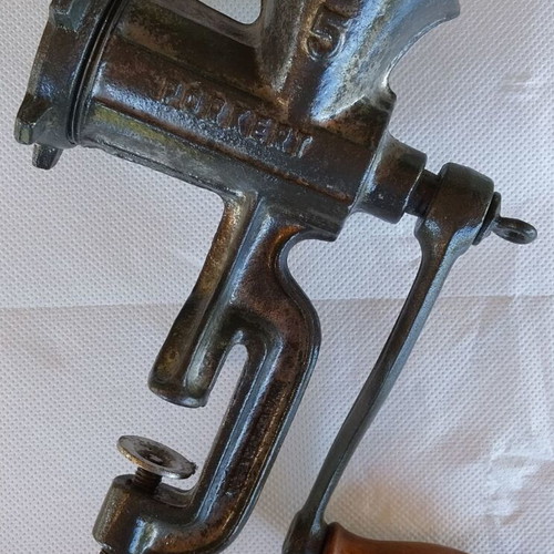 Porkert No5 meat grinder used, collectible kitchen item