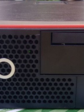 Fujitsu Esprimo D556/2/85+ SFF επιτραπέζιος υπολογιστής, i3 7th Gen, 8GB RAM, 250GB SSD