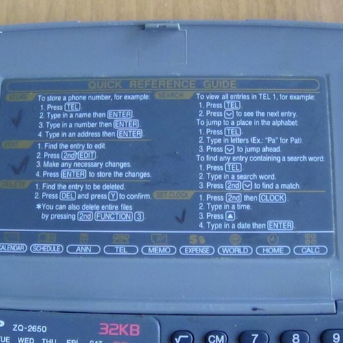 Sharp ZQ-2650 vintage electronic organizer 32KB