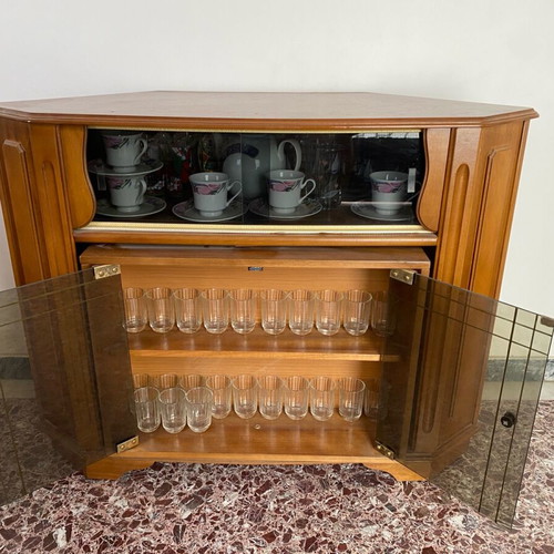 Wooden rotating drinks cabinet used