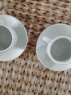 Coffee tea cups with saucers like new, pack of 2