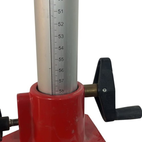 Factor professional aluminum tripod used for laser and surveying