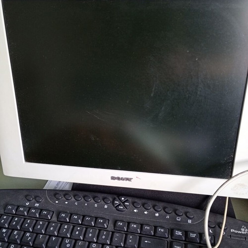 Sony computer monitor used, very good condition