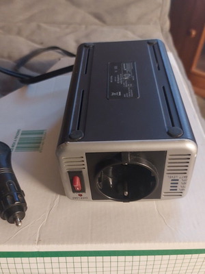 Belkin F5C412EB140W AC Anywhere power inverter 140W like new