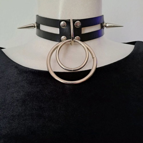 Choker double new with two rings and steel spikes