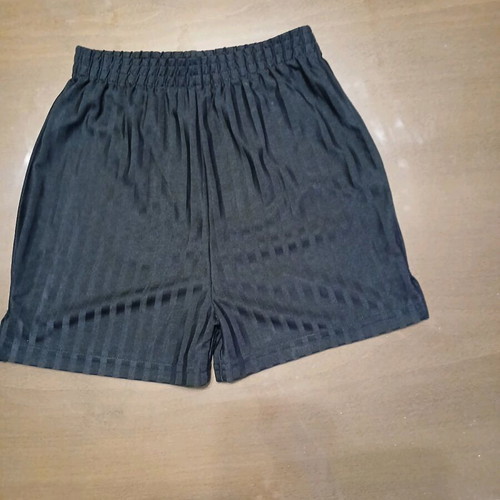 Set of 4 used sports shorts for 9-year-old boy