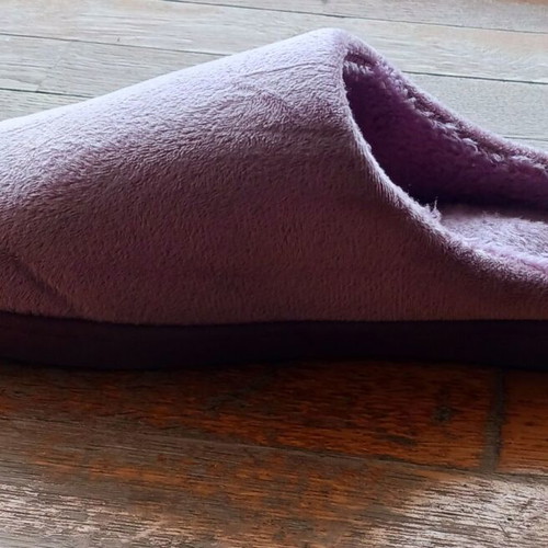 Women's winter slippers new, size 40-41, purple