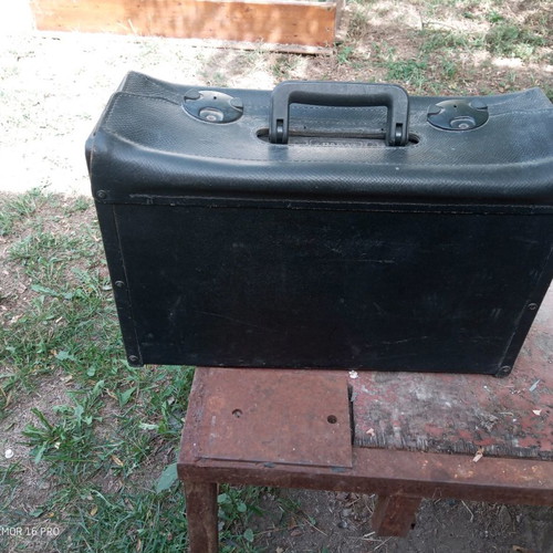 Parat suitcase used for plumber or electrician vintage