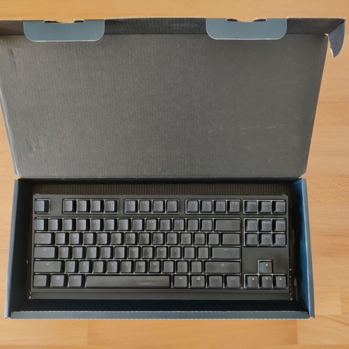 Ducky One 2 TKL RGB mechanical keyboard like new, Cherry MX Brown