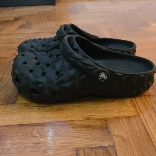 Crocs Geometrical clogs new, size 41-42, black