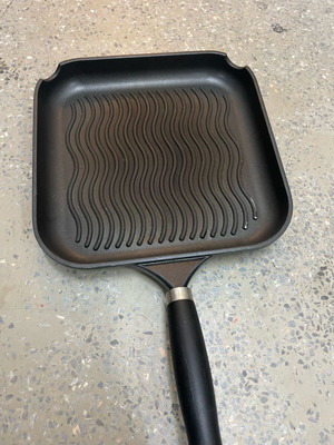 Ceramic frying pan used, good brand