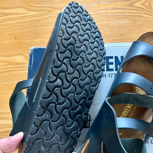 Birkenstock sandals size 45 like new, black