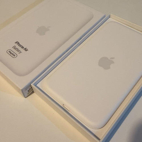 Apple iPhone Air MagSafe Battery, original, with receipt and warranty