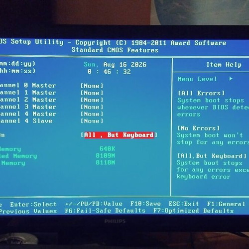 Gigabyte GA-HA65M-D2H-B3 motherboard with Intel Core i5-2400 CPU and fan