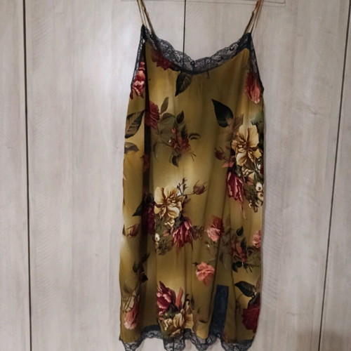 Lingerie dress A.L.E. like new, medium, floral with lace details
