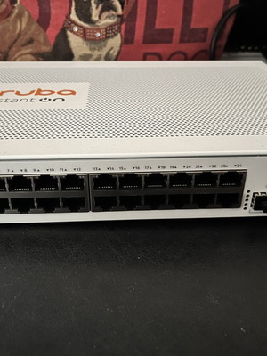 Aruba InstantOn 1830 24 θυρών gigabit switch σαν καινούργιο