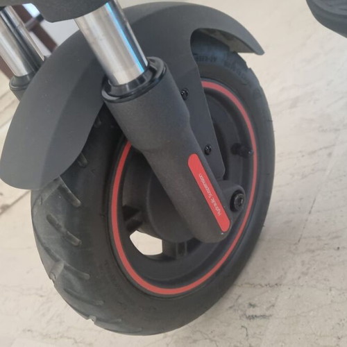 Ηλεκτρικό πατίνι Xiaomi Electric Scooter 5 Max μεταχειρισμένο με 2200 χλμ και 63 κύκλους μπαταρίας
