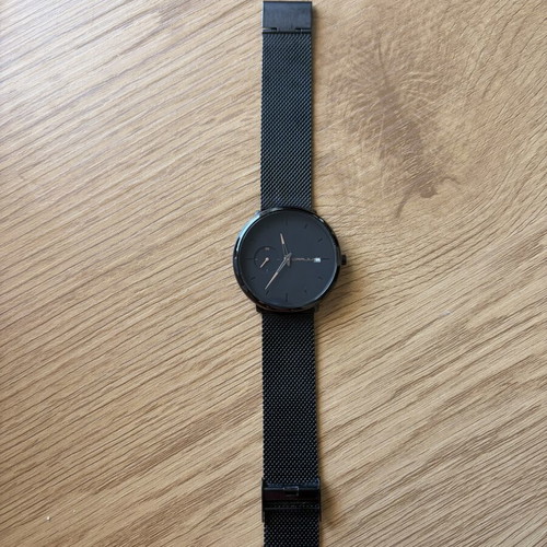 CRRJU 2258 Black Watch like new with Milanese Mesh Bracelet