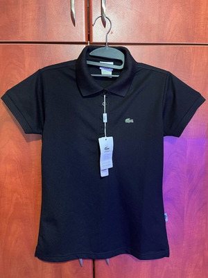 Lacoste polo μπλούζα καινούργια, μέγεθος XS, μαύρη