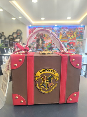 Loungefly Harry Potter Hogwarts Express Luggage Trunk Crossbody Bag new