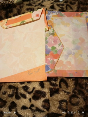 Used correspondence, 1 folder with sheet per set