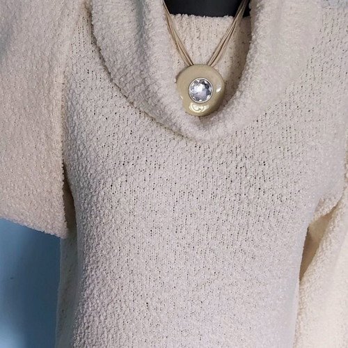 Coldwater Creek tunic sweater like new, cream color, soft boucle yarn