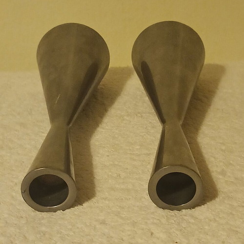 Set of 2 candlesticks silver color new, length 19 cm