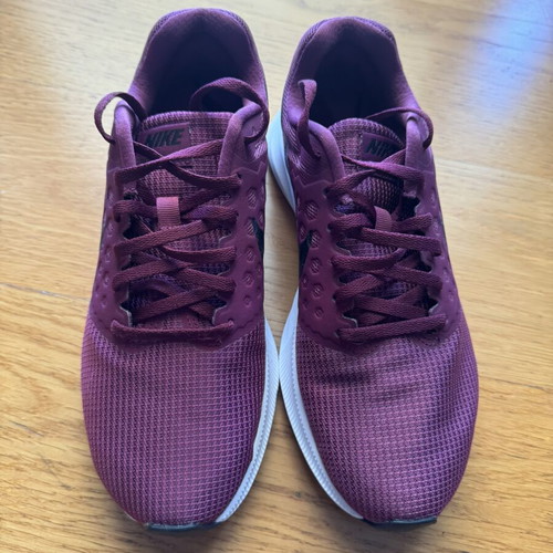 Nike Downshifter 7 Tea Berry running shoes like new, size 40