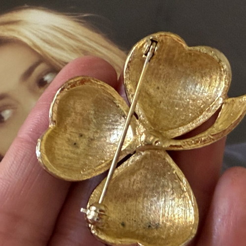 Custom Jewellery επώνυμη καρφίτσα σαν καινούργιο