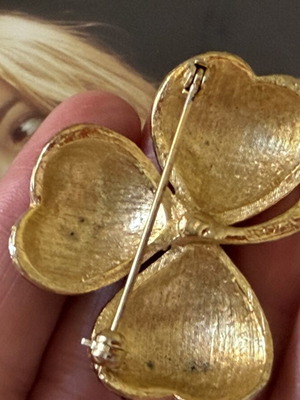Custom Jewellery επώνυμη καρφίτσα σαν καινούργιο