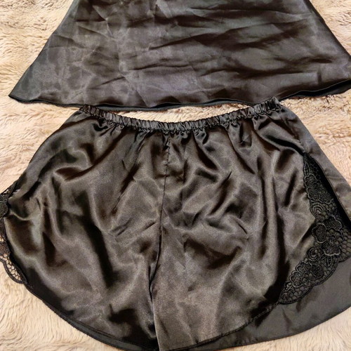 Baby doll satin new with lace black size L-XL