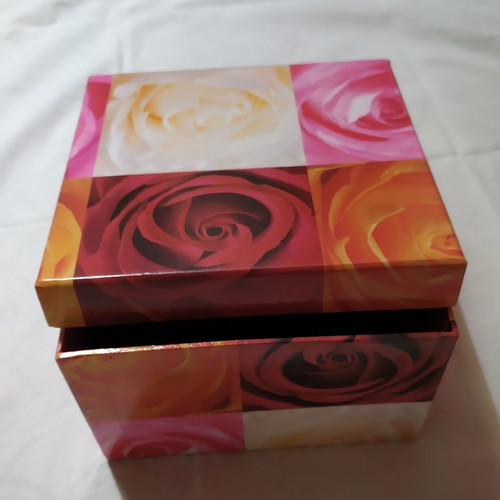 Paper box for organization new, size 16x16x11 cm