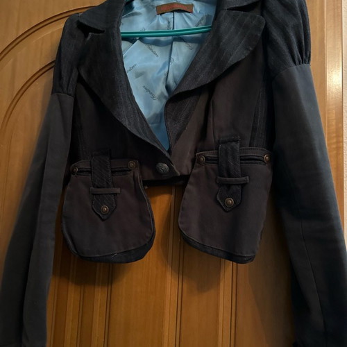 Rossodisera jacket with stunning detail