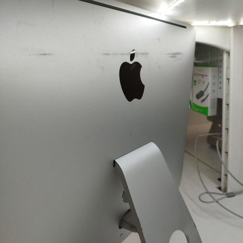 Apple iMac 21.5" Mid 2011 Quad Core i5 2.5GHz 8GB 240GB SSD used