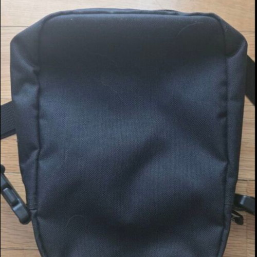 Nike Air Max crossbody bag, black