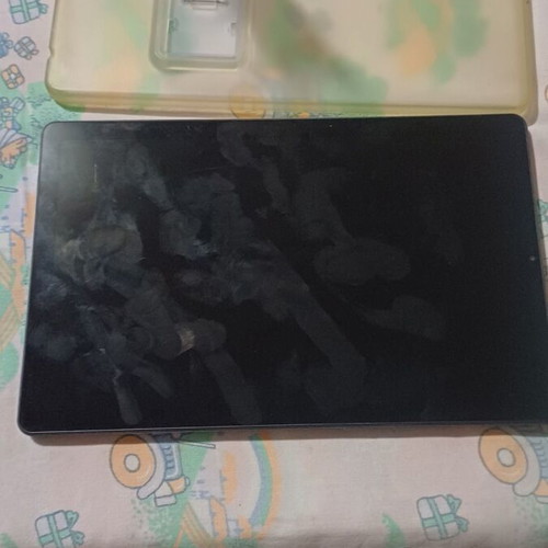 Lenovo TB310FU 2023 tablet with case like new