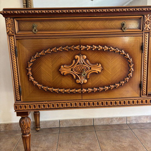 Wooden buffet with mirror