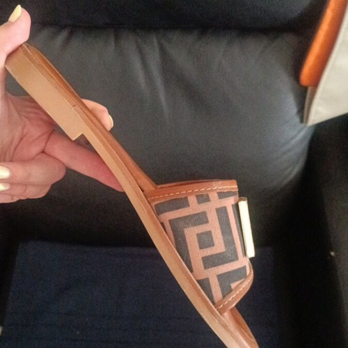 Lia's Mouse δερμάτινα σανδάλια ταμπα με χρυσή αγκράφα νούμερο 38 μεταχειρισμένα