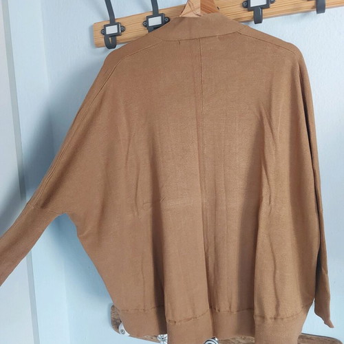 Zara women's cardigan camel new, size small with balloon sleeves