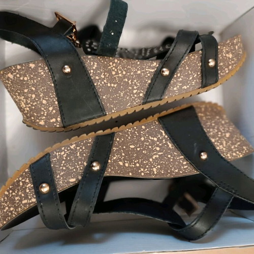 Xti Territory platform shoes used, size 38