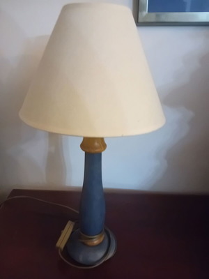 Wooden lamp like new, fully functional