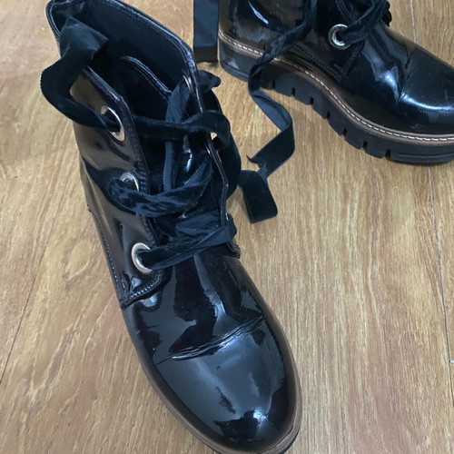 Boots used, size 37, excellent condition