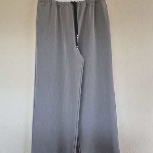 Women's grey two-piece set like new, cropped jacket and wide leg pants