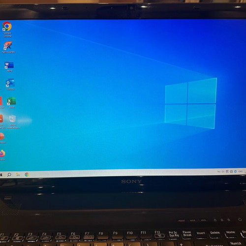 Sony Vaio 17.3 Laptop like new with Intel Core i7, 8GB RAM, 500GB SSD